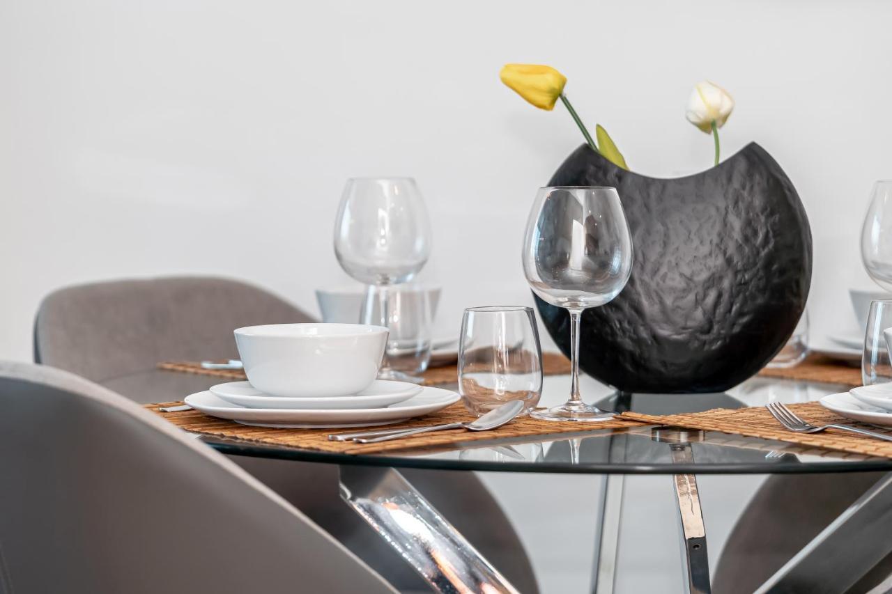 Higuests - Gorgeous Apartment Close To Jbr Beach Дубай Екстериор снимка